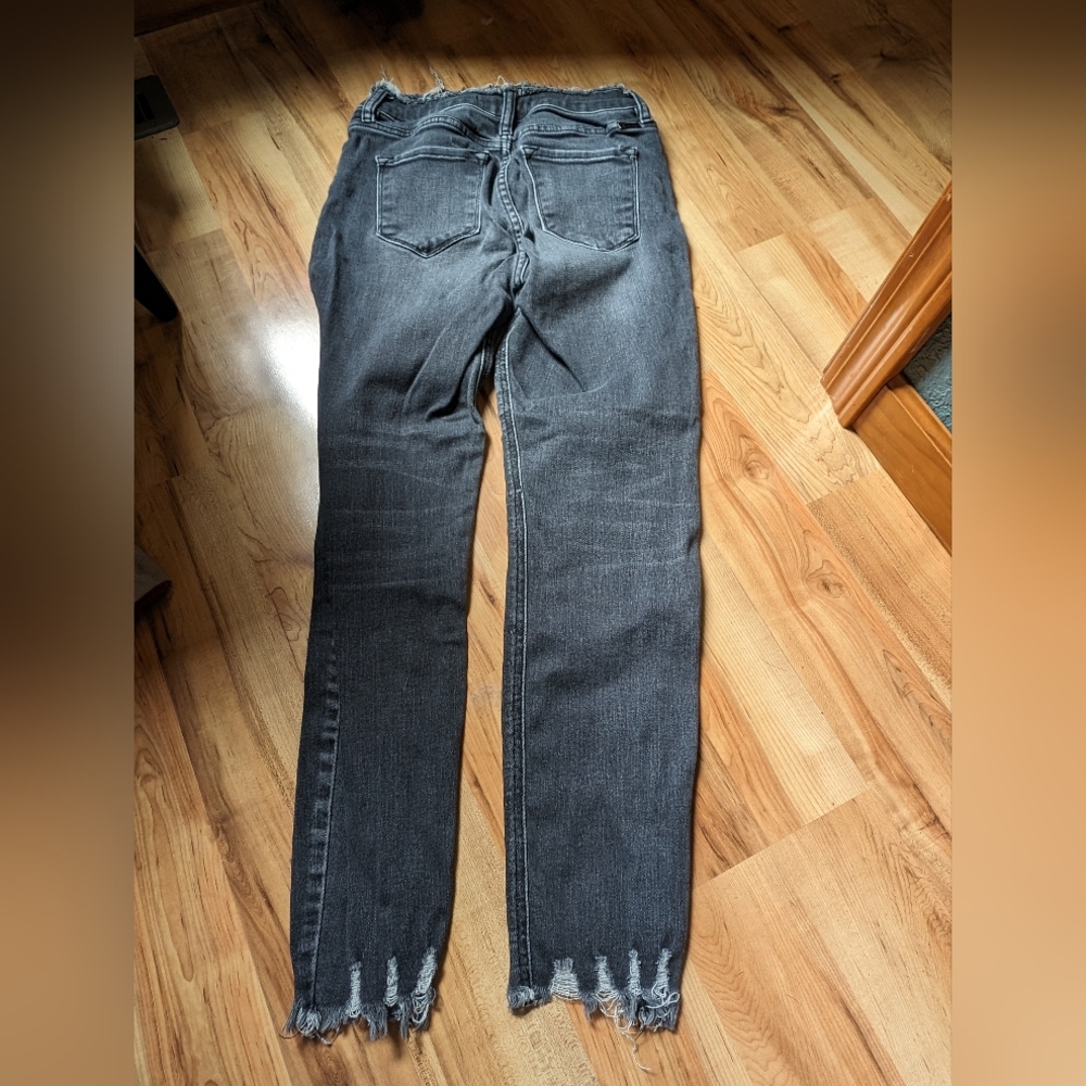 Distressed RanCan Jeans - Picture 2 of 6